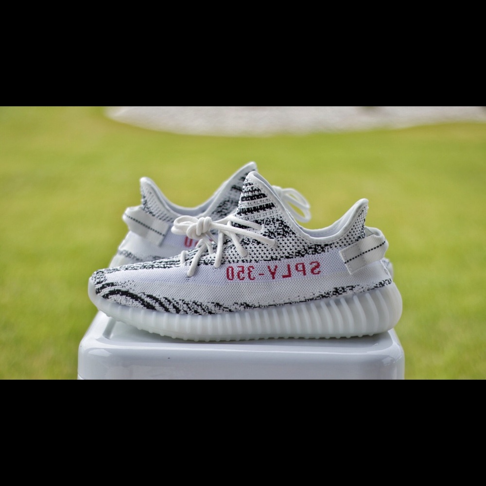 Yeezy Boost 350 v2 “Zebra”